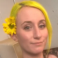 Peachesisastonedfruit1's Profile Pic