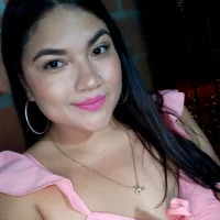 Nicole_Martinez1's Profile Pic