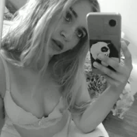 Isabelle_Geffroy's Profile Pic