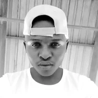 Slika avatara modela LLYOD_69