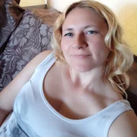 DiamondLady555 avatar - live cam performer on MySuperHot