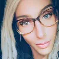 SexyHaileyxoxo's Avatar Pic