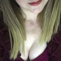 Gambar Profil EvelynPenry