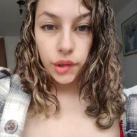 AlanaDesire 的个人资料图片