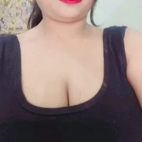 Hot-Pooja25 頭像圖片