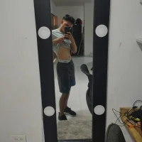 Adrian_20's Profile Pic