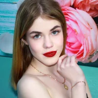 LottieGrace's Profile Pic