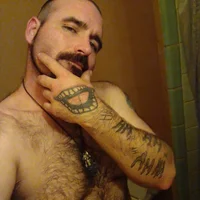 Loves696's Profile Pic