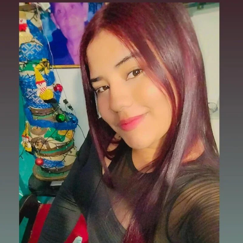 CurvyLatinaa_ Stripchat profile image