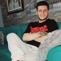 รูปโปรไฟล์ของ dominic_andreew