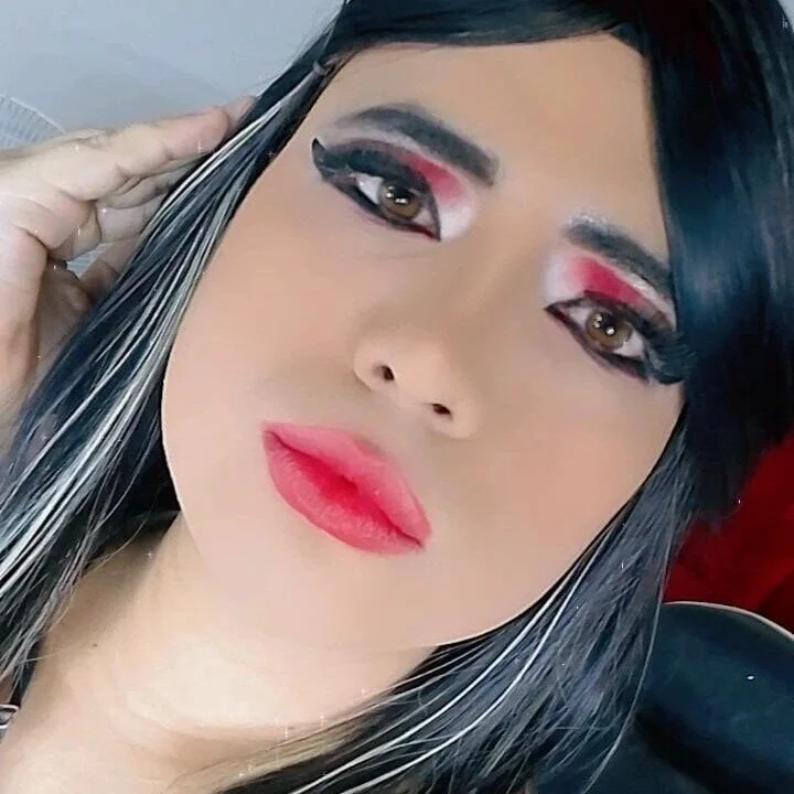 Trixy_star_horney live cam profile