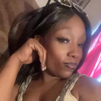 Lovebug_32's Profile Pic