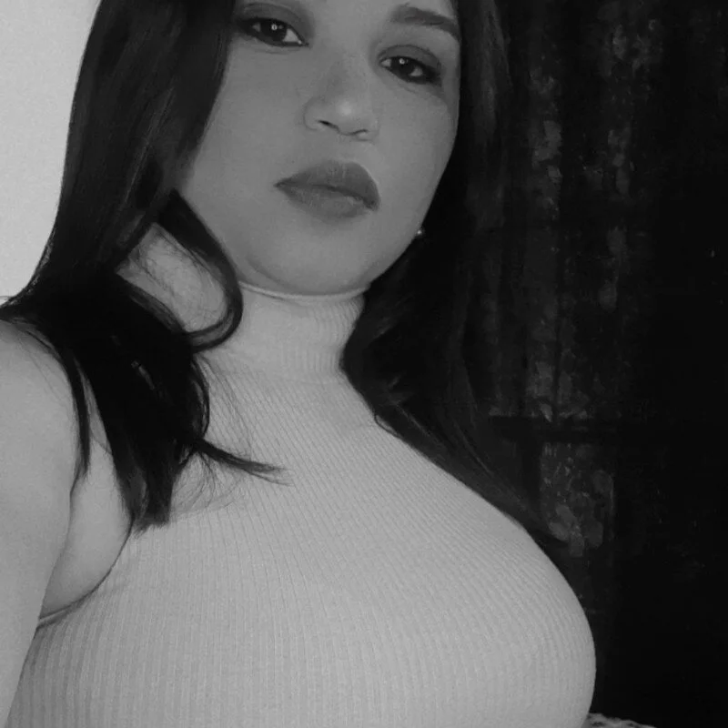 Crystal_milkmature profile photo