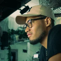 Legnoxxx's Profile Pic