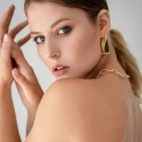 Ella_Love's Profile Pic