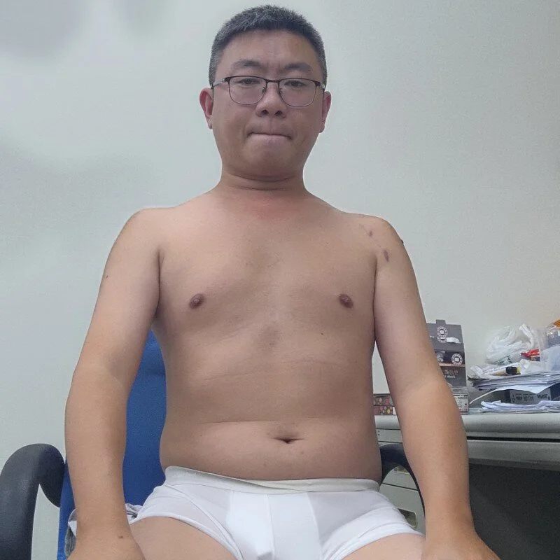 smallweak profile photo