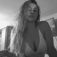 shanon_lee's Profile Pic