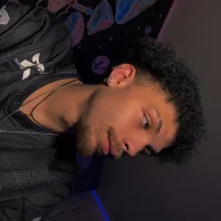 zon446's Profile Pic