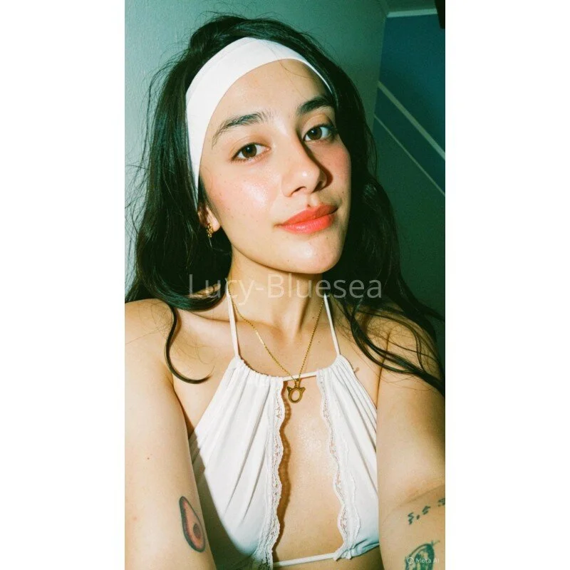 Lucy-Bluesea profile photo