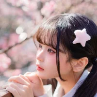 Luminous's Profile Pic