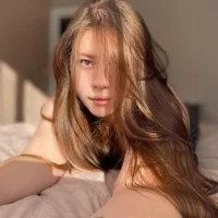 AnneAlba's Profile Pic