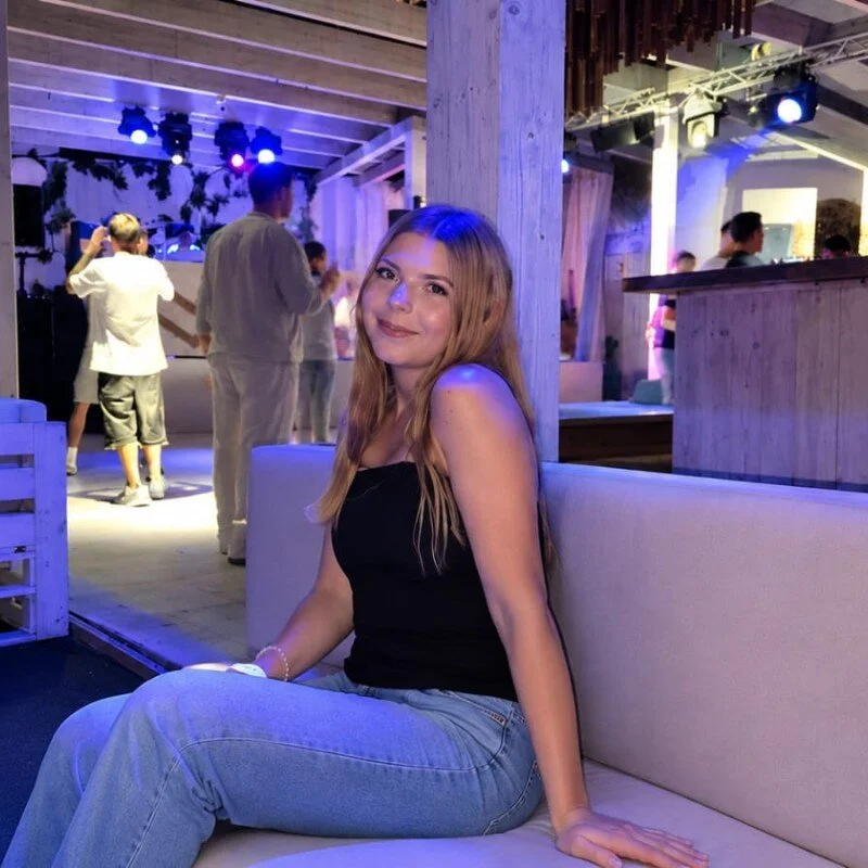 CarlaYves profile photo