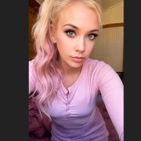 Sasha_Jane Adlı Modelin Avatarı