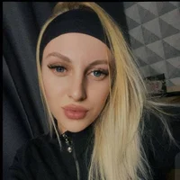 LucettaHessey 的個人資料圖片