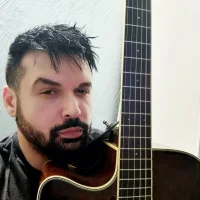 LekaVazos' Avatar Pic