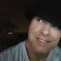 johnnyslong77's Profile Pic
