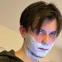 Alexes19's Profile Pic