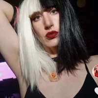 Shanaynay's Profile Pic