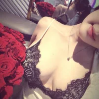 ZeraOn stripchat