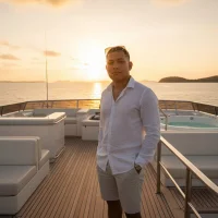 AlejandroRicoo's Profile Pic