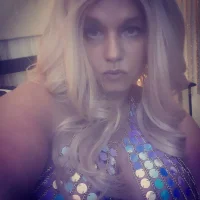 CaptivatingCora's Profile Pic