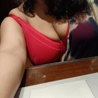 kissingcurvy09