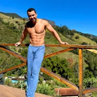 JamesBrutu's Avatar Pic