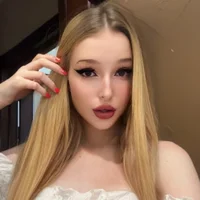 Slika avatara modela MollyDollz