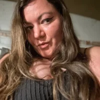 ValRoxy_99's Profile Pic