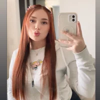 MiaTaylor-