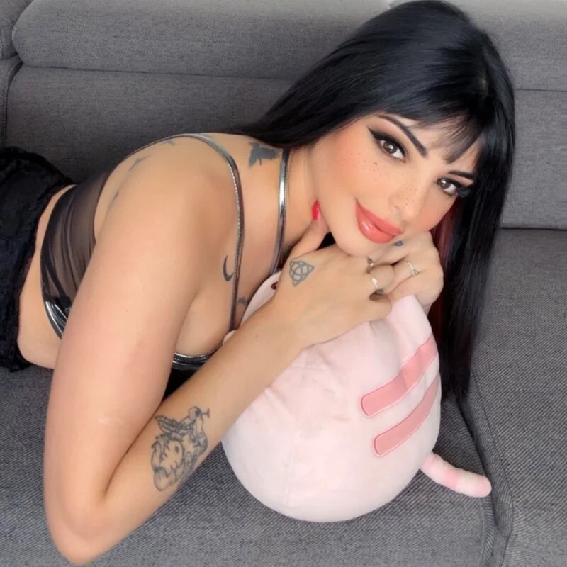 naomiemiou