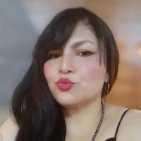 jackelyn_curvy's Profile Pic