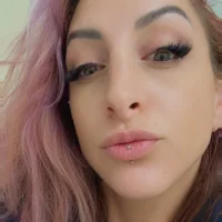 รูปโปรไฟล์ของ WeLuvULongTime