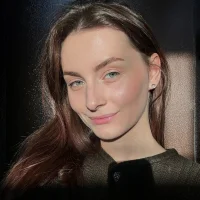LeesaWinther, Stripchat webcam model