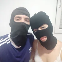 Gambar Profil MaskedYoungCouple