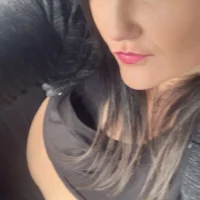 Luciouskittykat69's Profile Pic