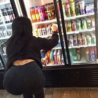 roxina_lia's Profile Pic