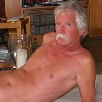 super-snoopy's Avatar Pic