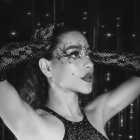 Isabelle_Rezza's Avatar Pic