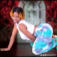 Kin-ky's Profile Pic